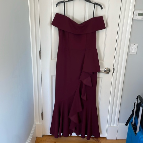 Betsy & Adam Women's Long Off Shoulder Cascade Ruffle Stetch Scuba Crepe Gown - Picture 6 of 6